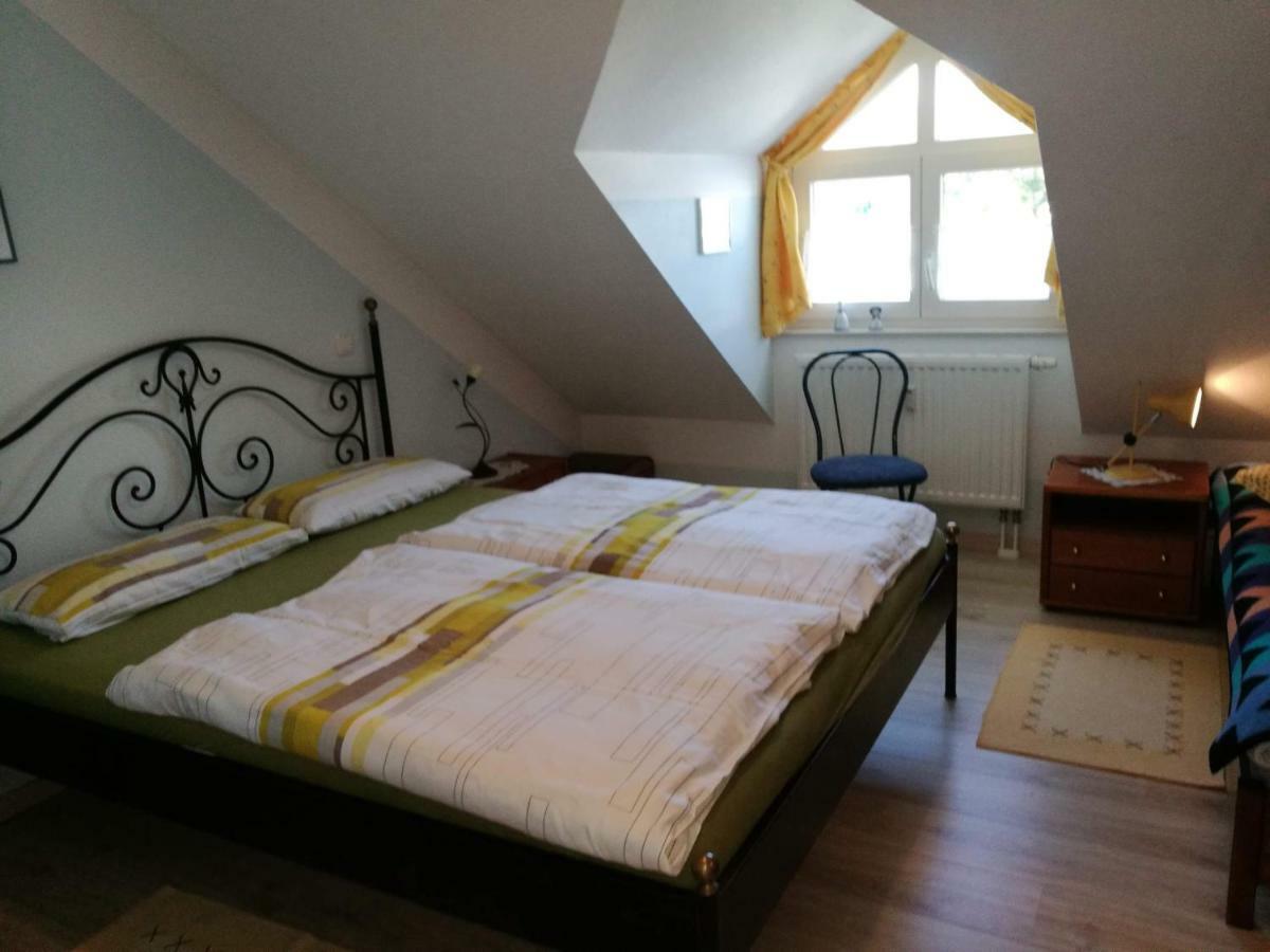 2-Zimmer Ferienwohnung Im Zentrum Von Binz Buitenkant foto