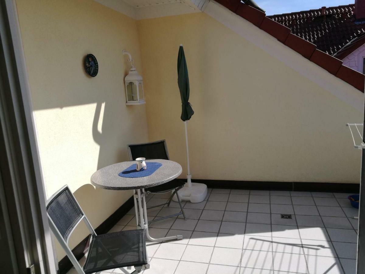 2-Zimmer Ferienwohnung Im Zentrum Von Binz Buitenkant foto
